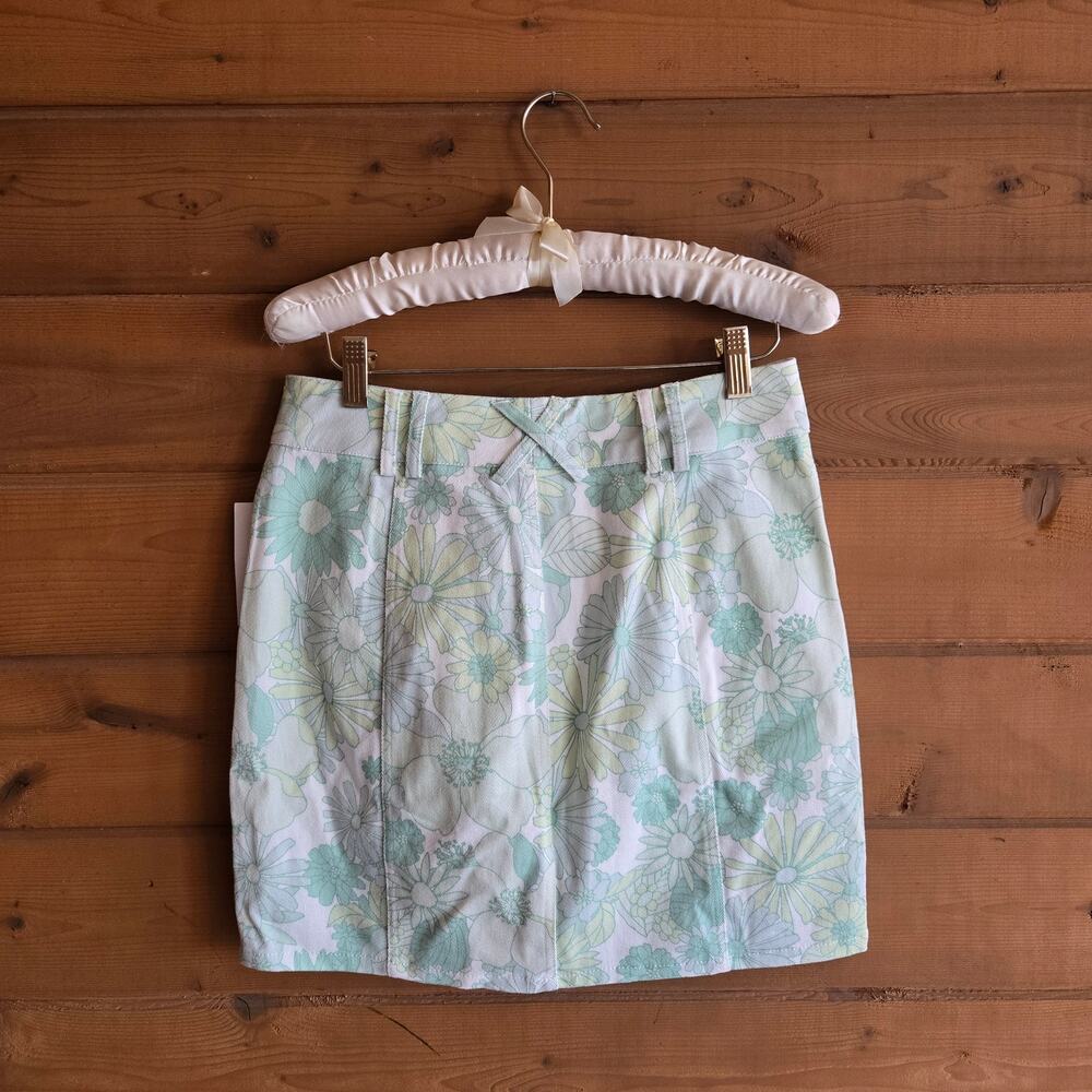 For Love & Lemons Peyton Skirt NWT M Mini Mint Green Floral Boho Pastel Prairie - Picture 4 of 5